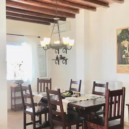 Villa Mykonos Dot - The Agios Ioannis Diakoftis