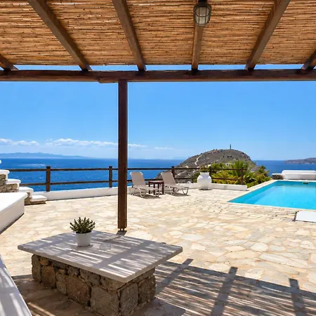 Mykonos Dot - The Villa Agios Ioannis Diakoftis