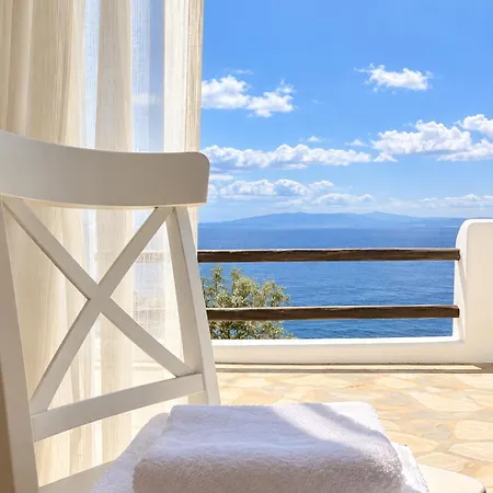 Mykonos Dot - The * Agios Ioannis Diakoftis