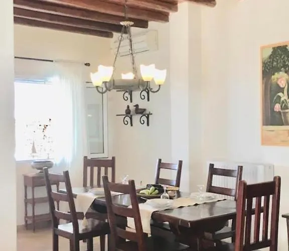 Villa Mykonos Dot - The Agios Ioannis Diakoftis